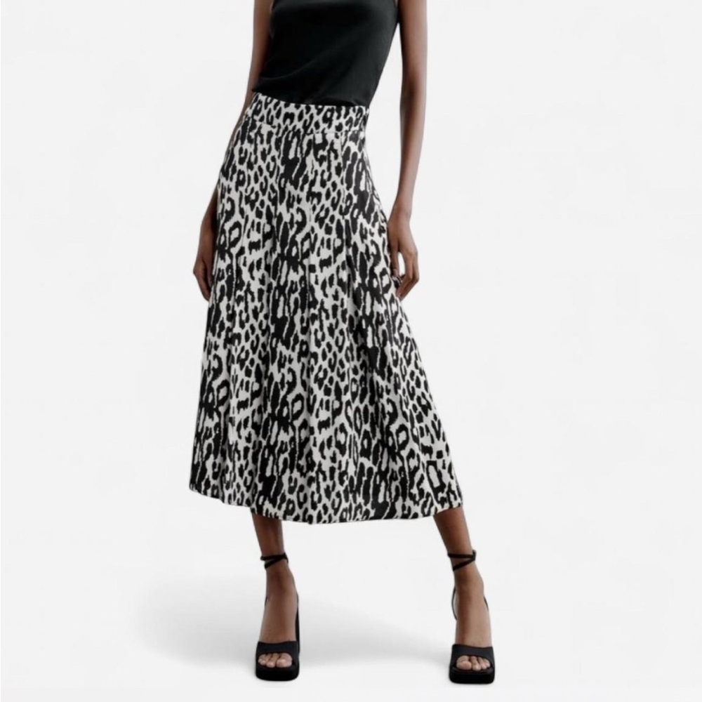 Zara Leopard Print Midi Skirt